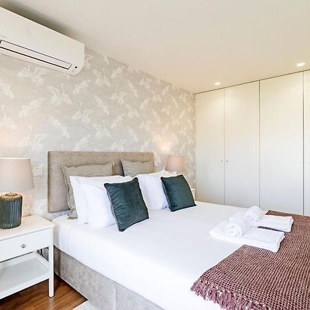 Santos Pousada 1071 By Lovelystay Porto Exterior photo
