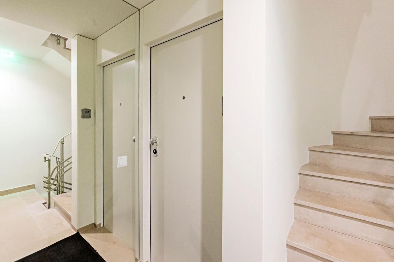 Santos Pousada 1071 By Lovelystay Porto Exterior photo