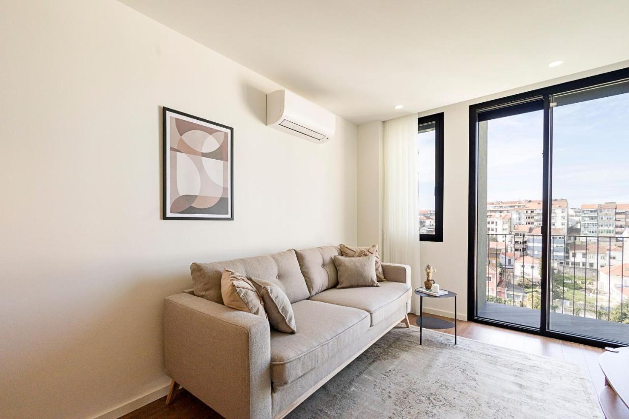 Santos Pousada 1071 By Lovelystay Porto Exterior photo