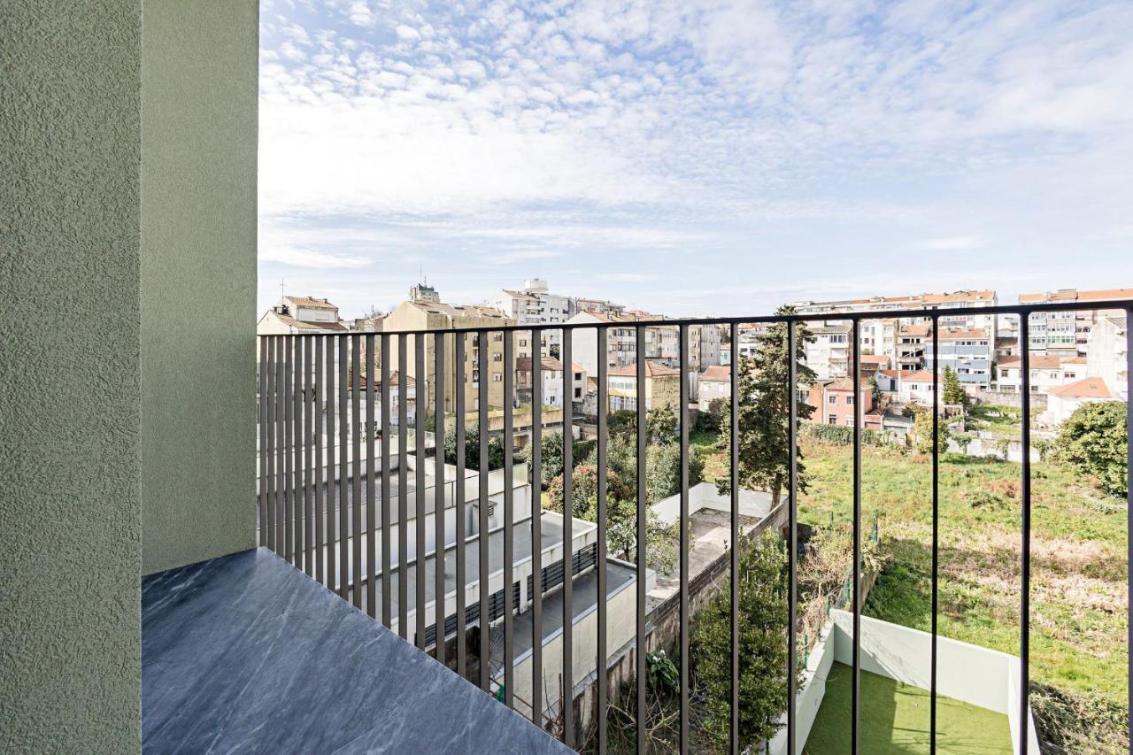 Santos Pousada 1071 By Lovelystay Porto Exterior photo